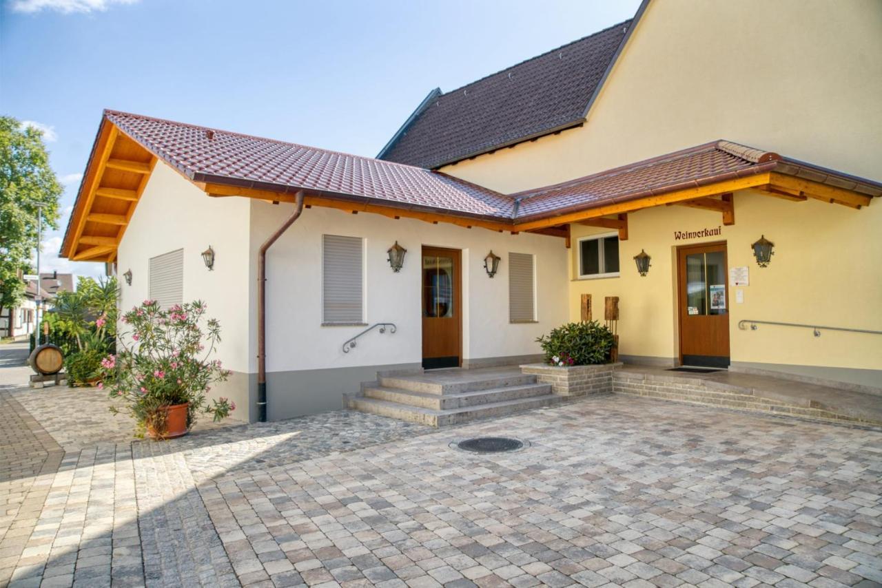 Gaestehaus Weingut Politschek Бад-Фрідріхсхалль Екстер'єр фото